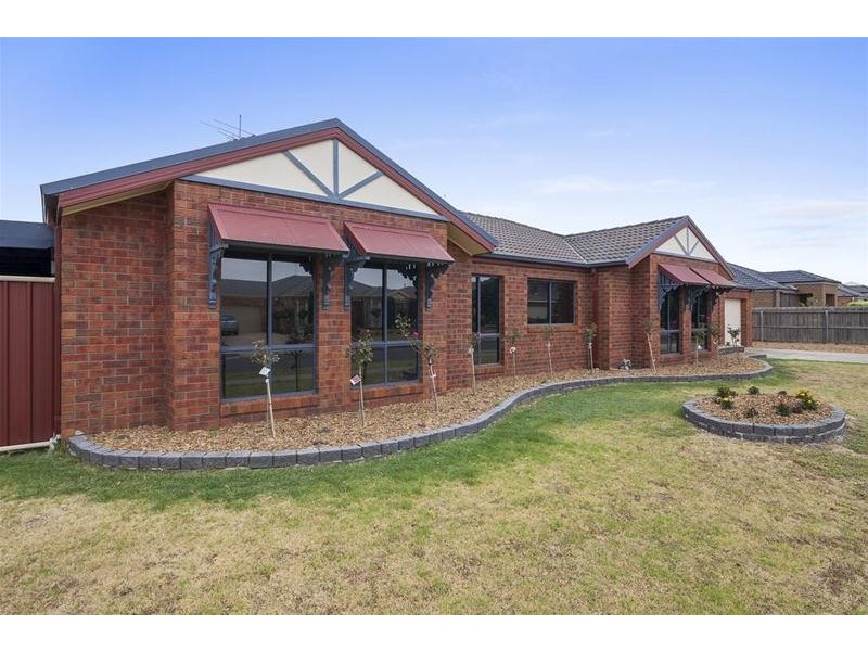 32 Country Gardens Drive, Lara VIC 3212