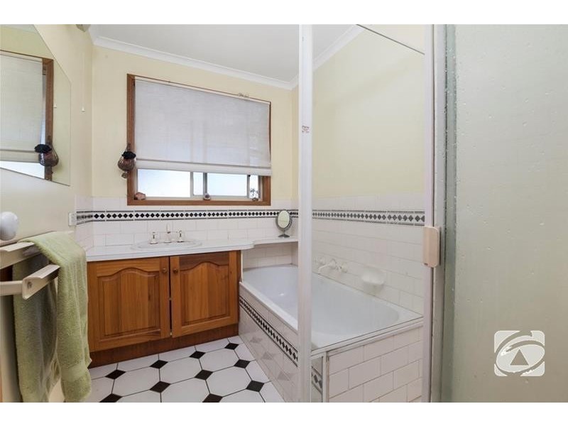 1 Telford Court, Lara VIC 3212