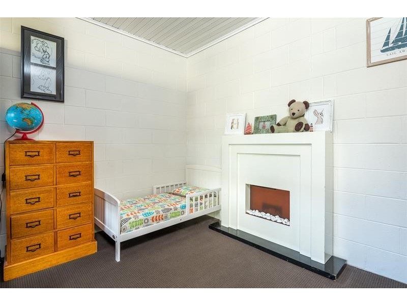 1B Sherwood Grove, Lara VIC 3212