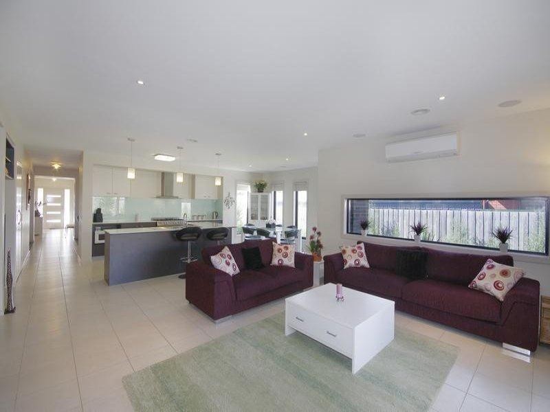 14 Hailar Lane, Lara VIC 3212