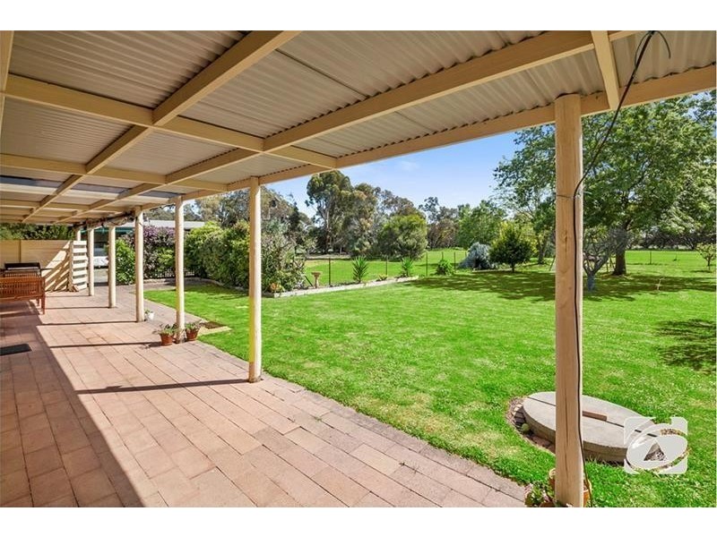 1 Cheddar Court, Lara VIC 3212