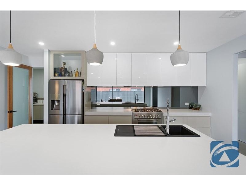 33 Quail Drive, Lara VIC 3212