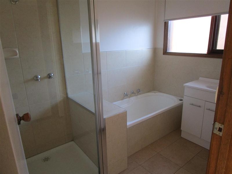 3A Henderson Drive, Lara VIC 3212