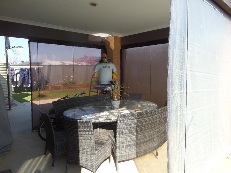 33 Mathieson Place, Lara VIC 3212