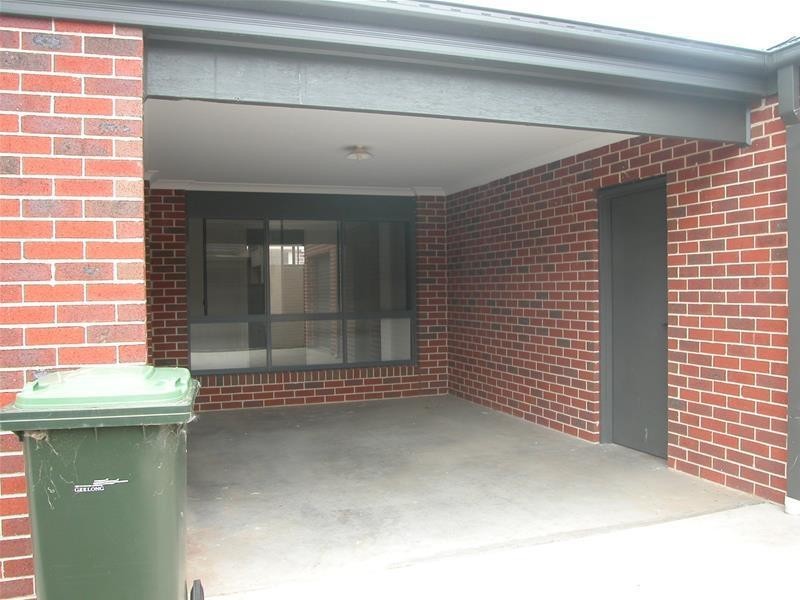 3 Raymond George Place, Lara VIC 3212