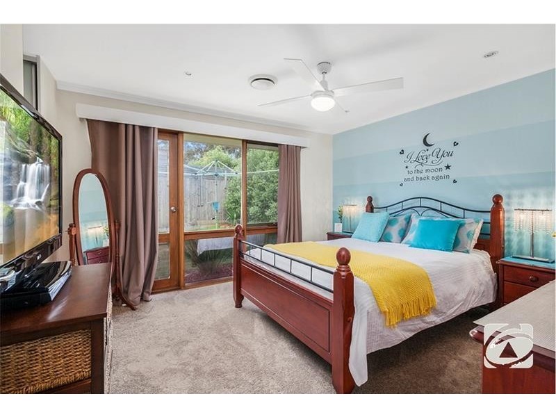 8 Anna Court, Lara VIC 3212