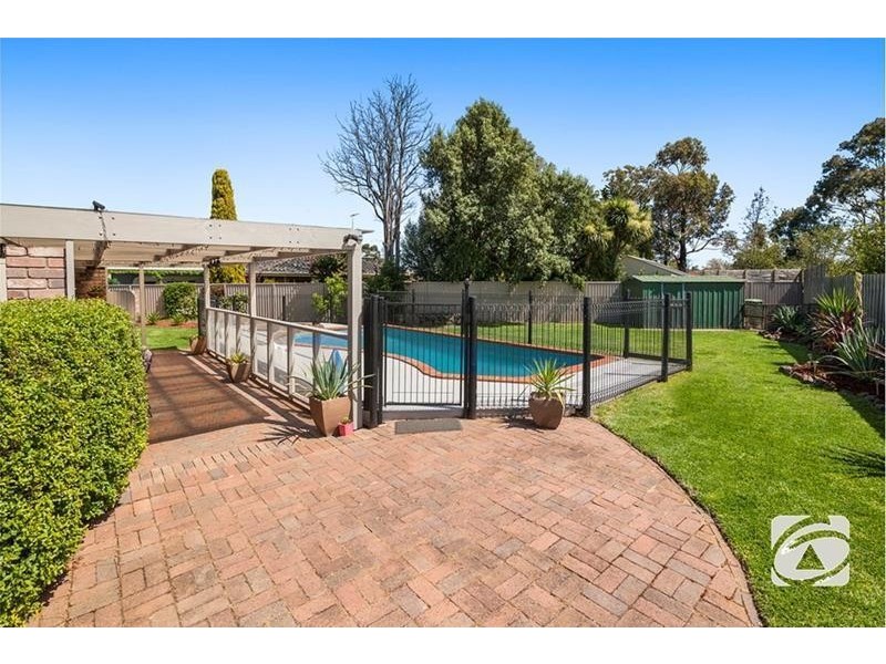 8 Anna Court, Lara VIC 3212