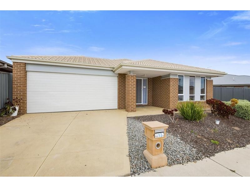 10 – 12 Capebaron Drive, Lara VIC 3212