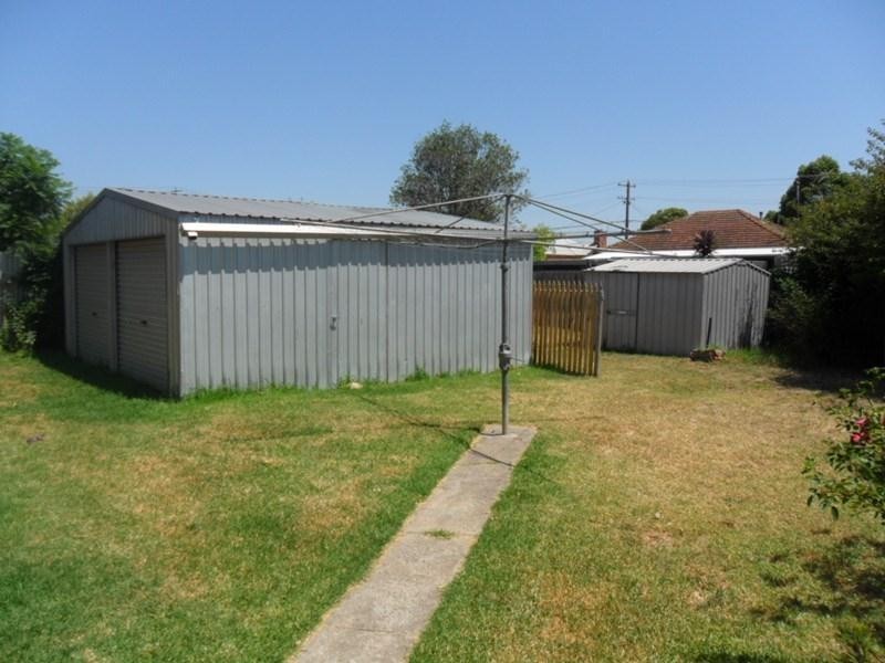 24 Finch Street, Norlane VIC 3214