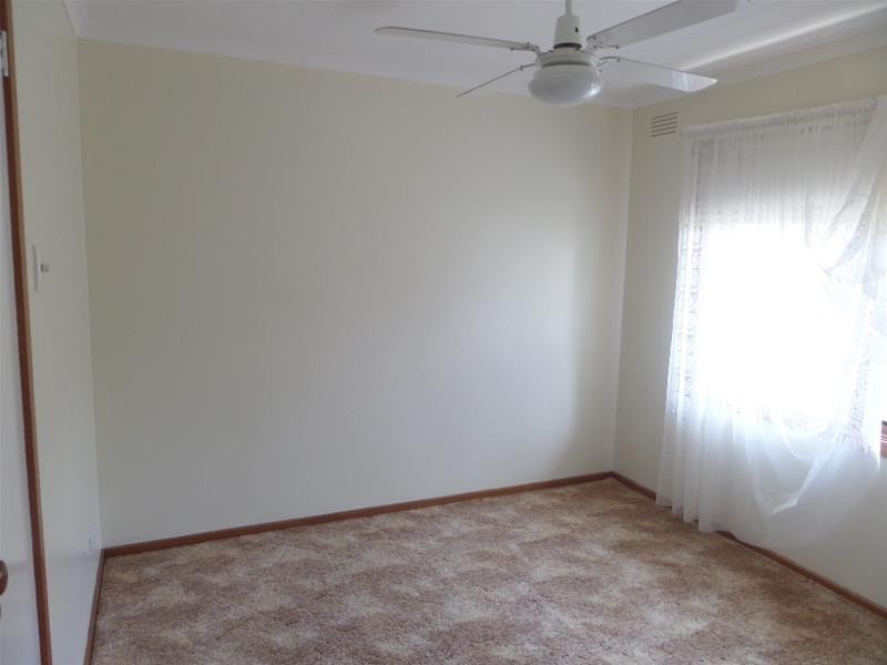 17 Cameron Crescent, Lara VIC 3212