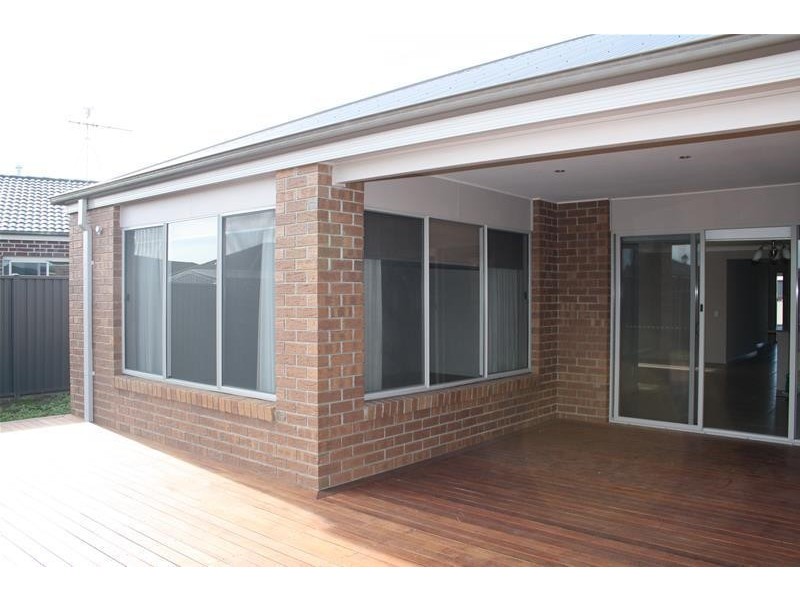 16 Bluebill Court, Lara VIC 3212
