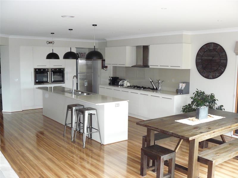 6 Barnong Way, Lara VIC 3212