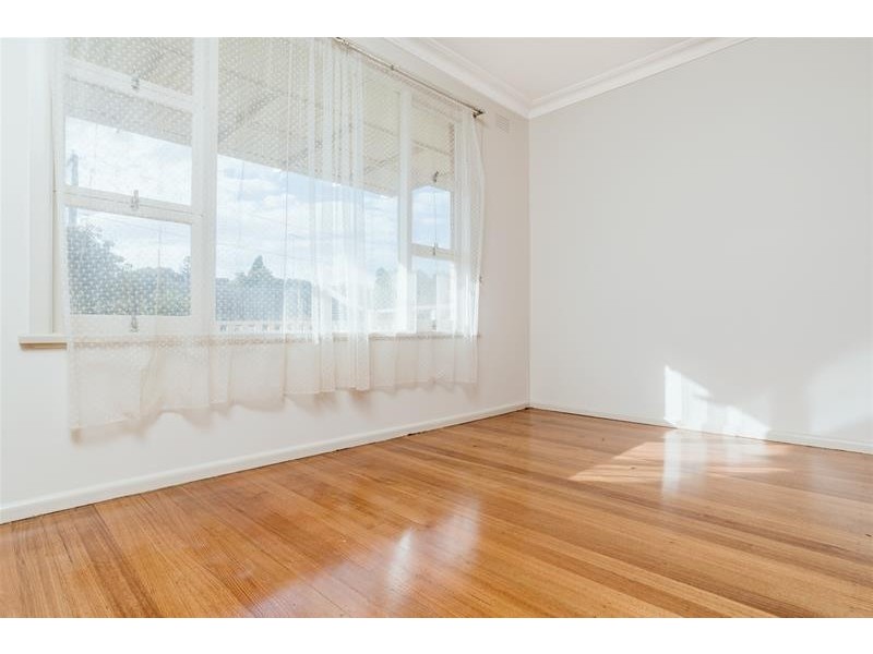 1 Sutcliffe Court, Highton VIC 3216