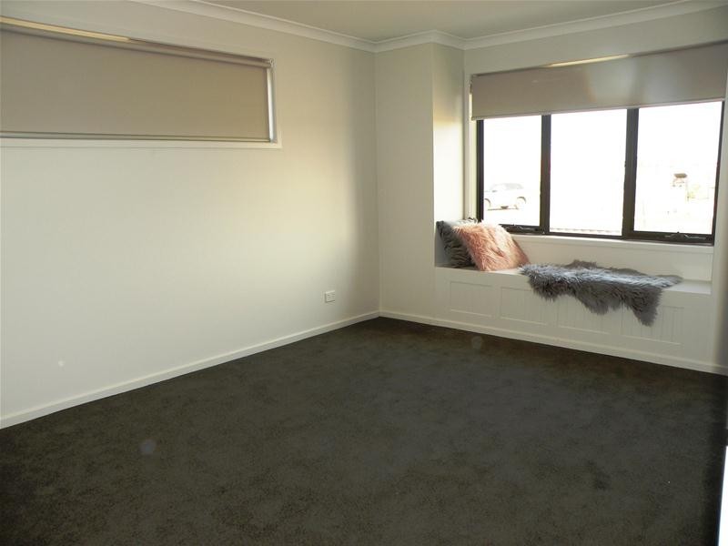 13 Carina Street, Lara VIC 3212