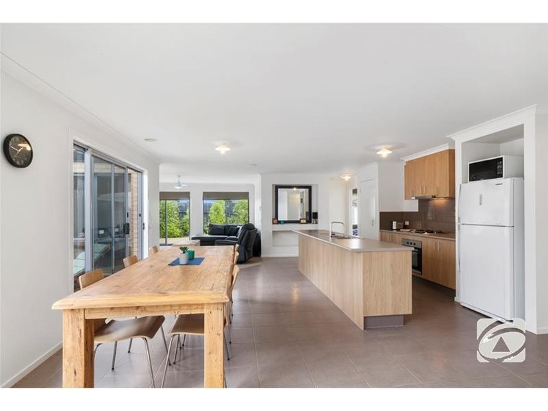 12 Citius Close, Lara VIC 3212