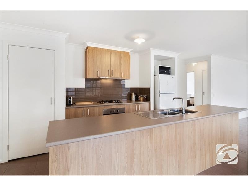 12 Citius Close, Lara VIC 3212