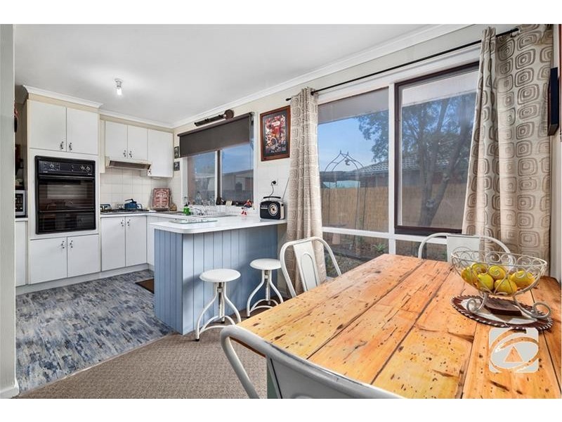 35 Smeaton Close, Lara VIC 3212