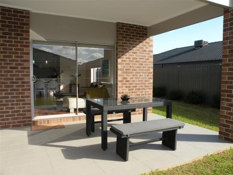 49 Cape Barron Drive, Lara VIC 3212