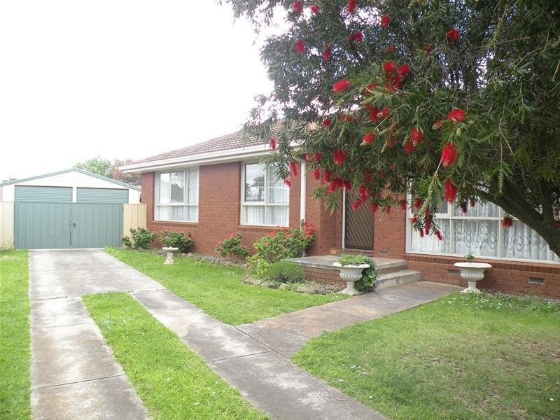 4 Upton Court, Lara VIC 3212