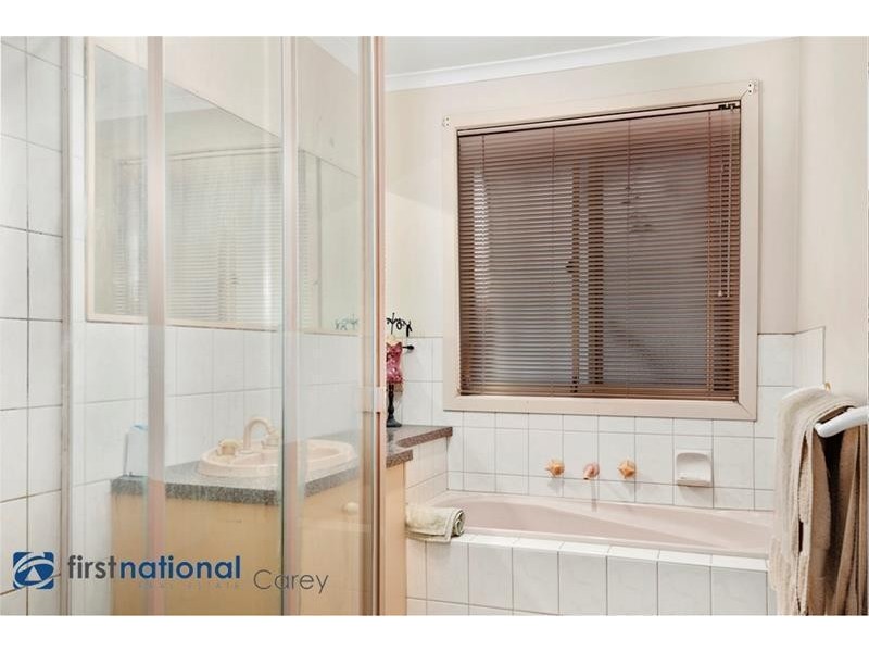 54 Cameron Crescent, Lara VIC 3212