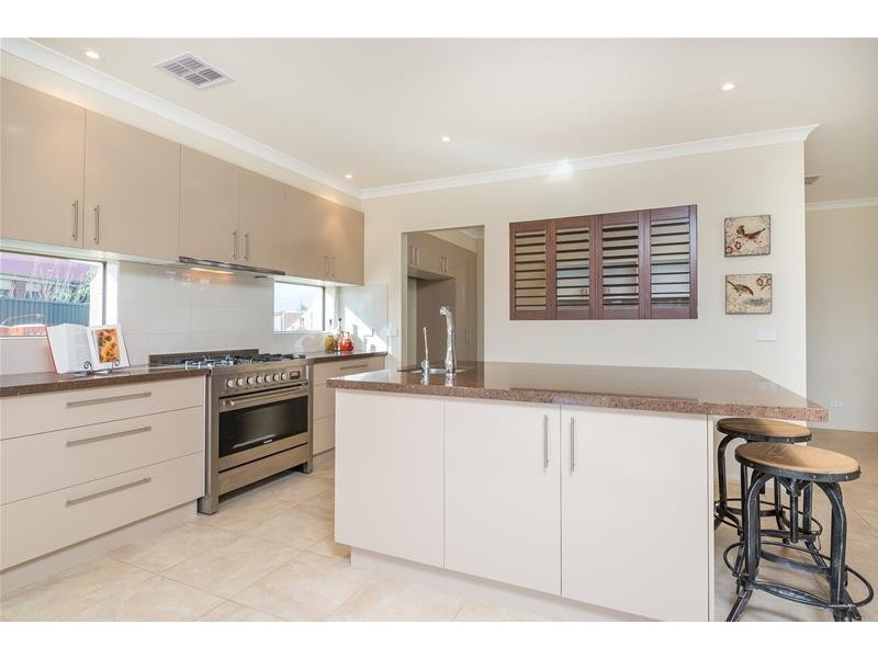 73-75 Westlakes Boulevard, Lara VIC 3212