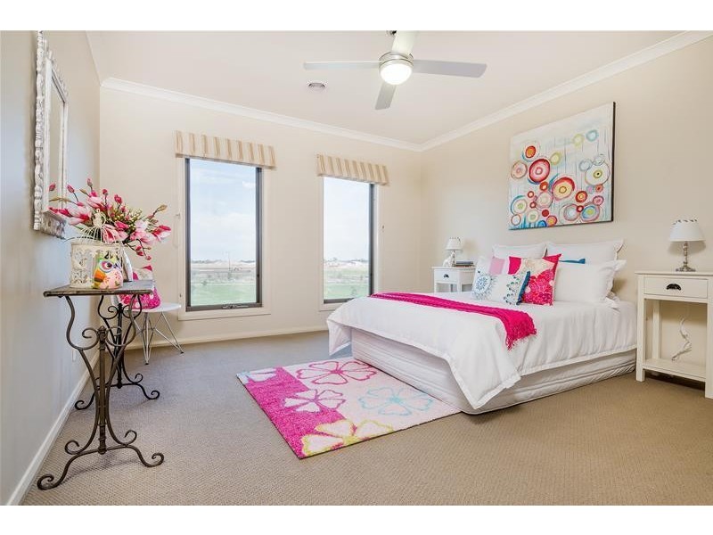 73-75 Westlakes Boulevard, Lara VIC 3212