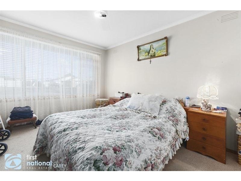 44 Smeaton Close, Lara VIC 3212