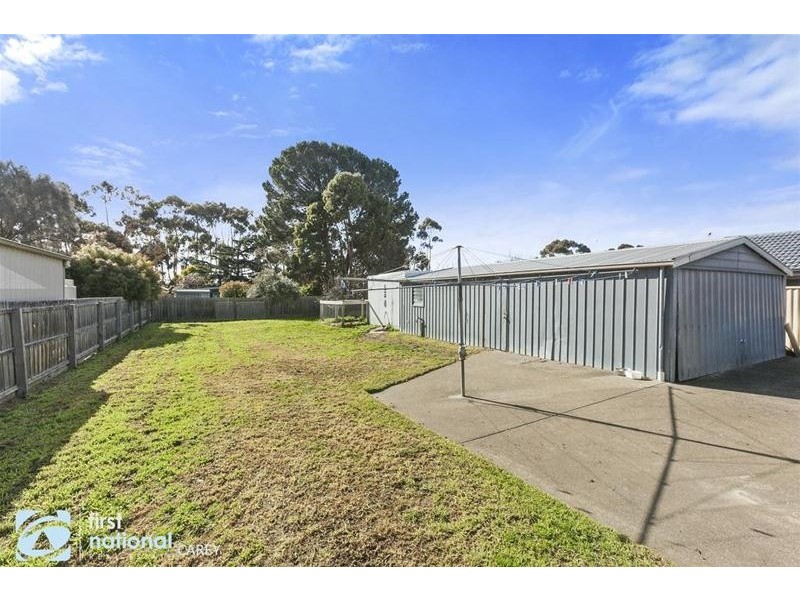 44 Smeaton Close, Lara VIC 3212