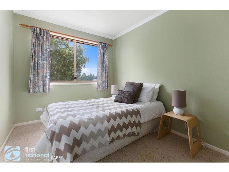 11 Kyema Drive, Lara VIC 3212