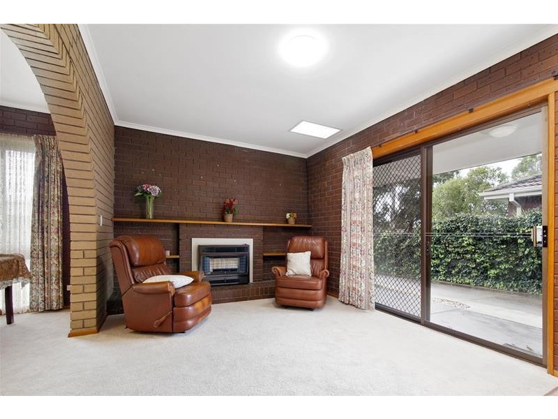 8 Cromwell Drive, Lara VIC 3212