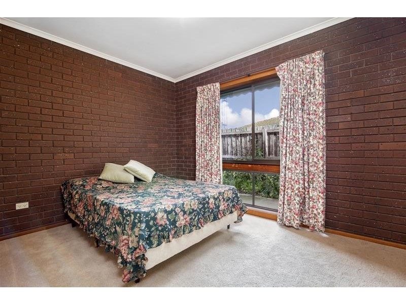 8 Cromwell Drive, Lara VIC 3212