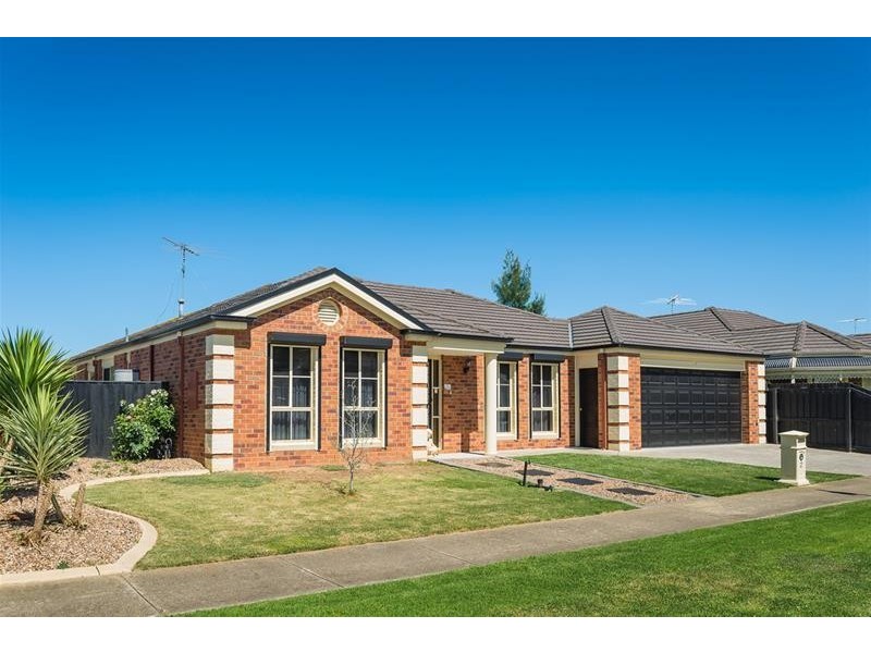 2 Galileo Close, Lara VIC 3212