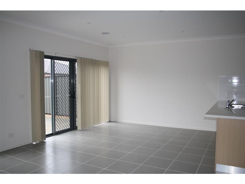 2/30 Benetti Drive, Lara VIC 3212