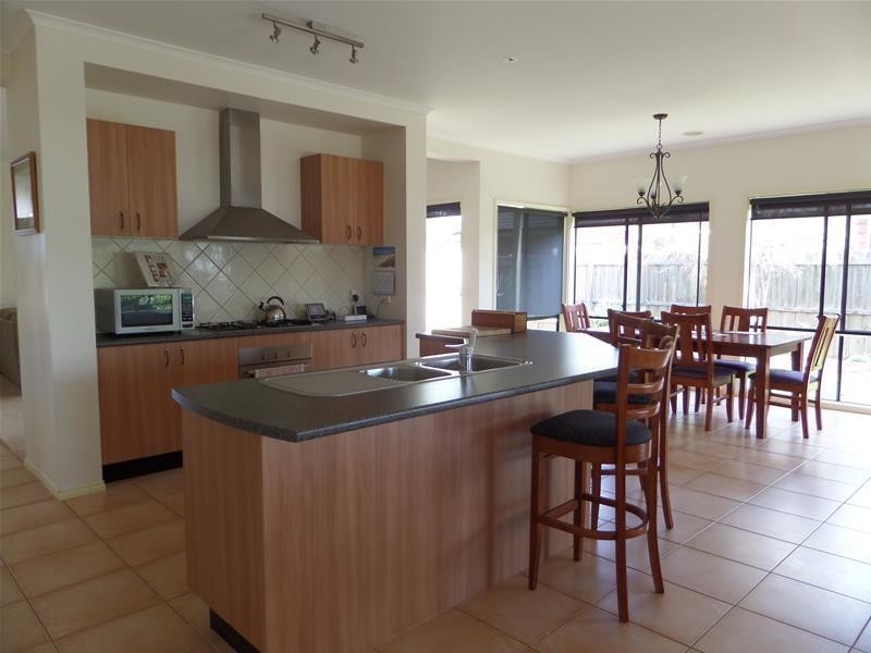 7 Judith Court, Lara VIC 3212