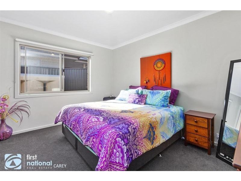 1 / 6  Waitara Grove, Norlane VIC 3214
