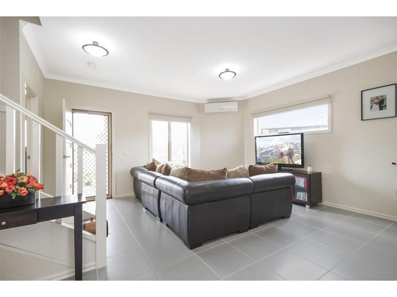 1/60 Benetti Drive, Lara VIC 3212