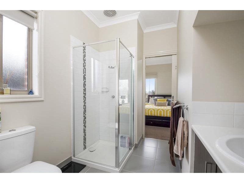 1/60 Benetti Drive, Lara VIC 3212