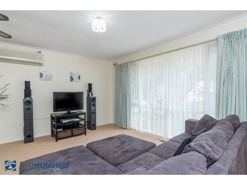 4 Upton Court, Lara VIC 3212