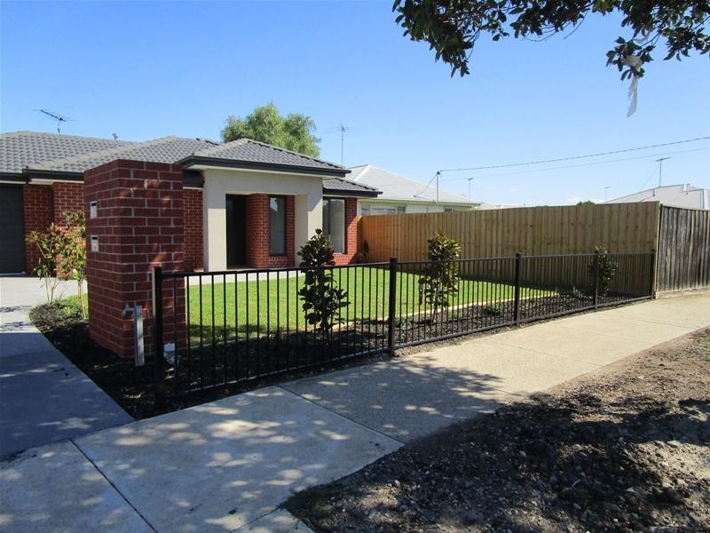 1/37 Yooringa Avenue, Norlane VIC 3214