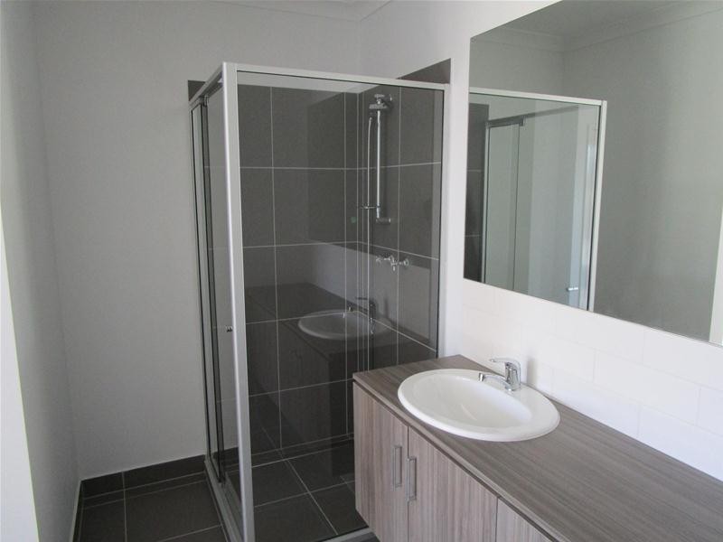 1/37 Yooringa Avenue, Norlane VIC 3214