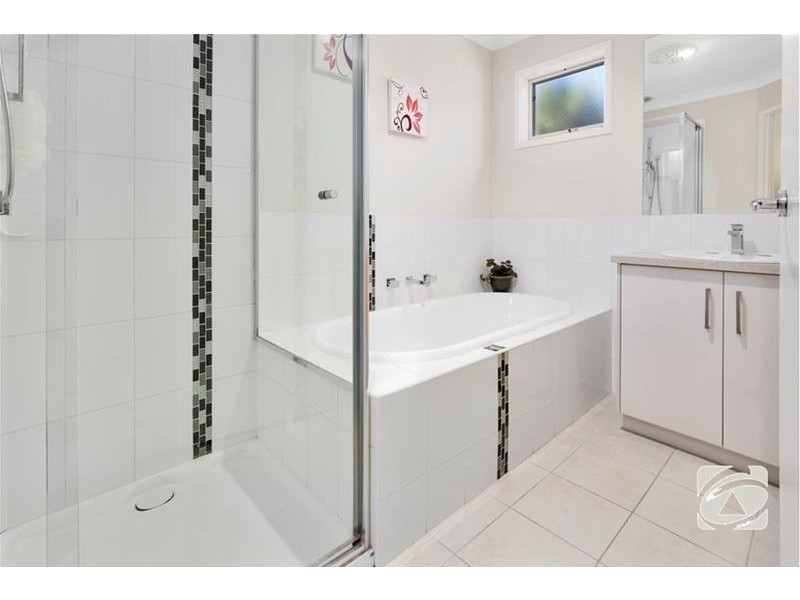 48 Young Street, Lara VIC 3212