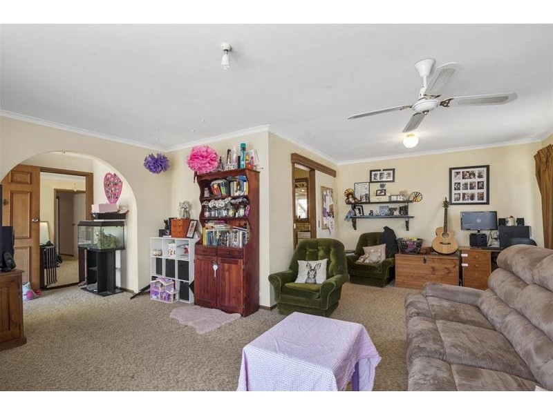 21 Cromwell Drive, Lara VIC 3212