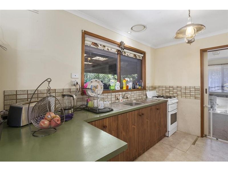 21 Cromwell Drive, Lara VIC 3212