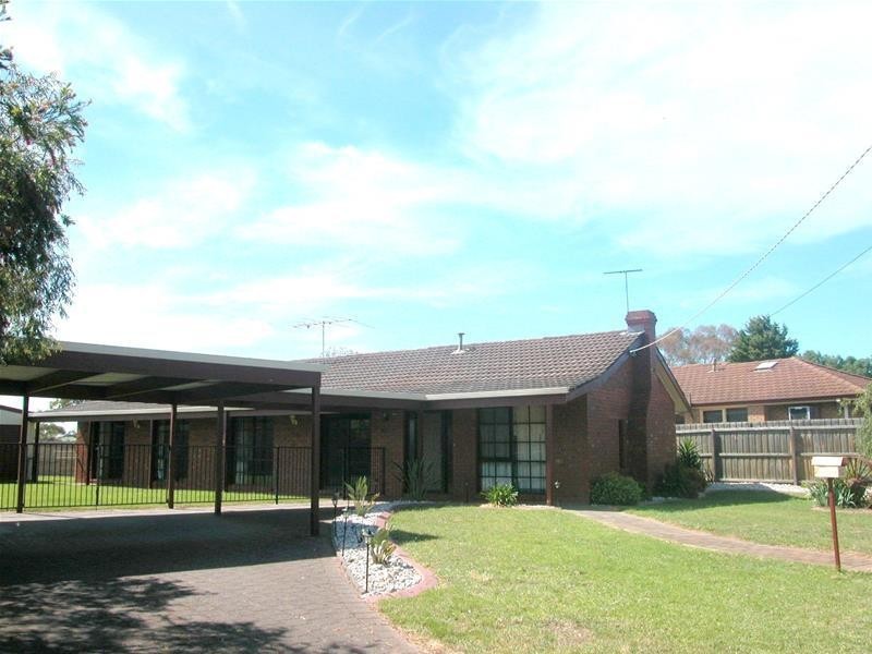 18 Gaunt Street, Lara VIC 3212