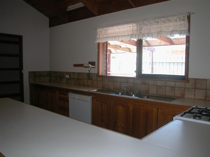 18 Gaunt Street, Lara VIC 3212