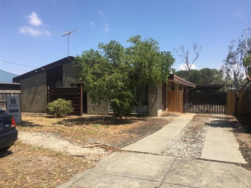 11 Young Street, Lara VIC 3212