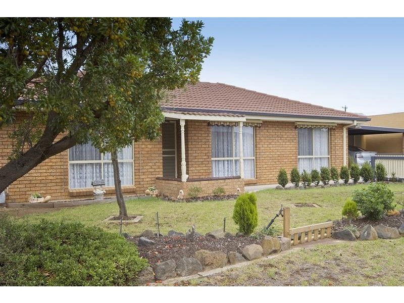 2 Saintfield Street, Lara VIC 3212