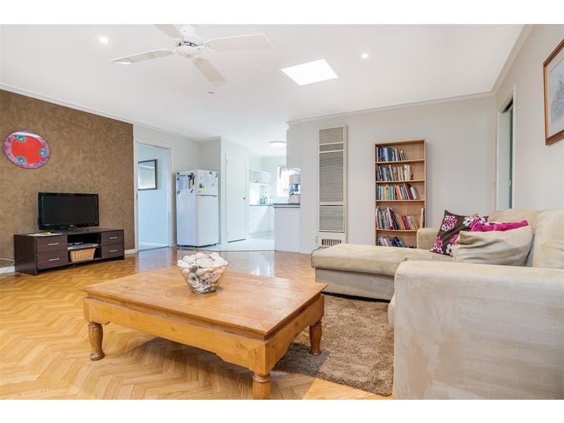 11 Rubena Crescent, Lara VIC 3212