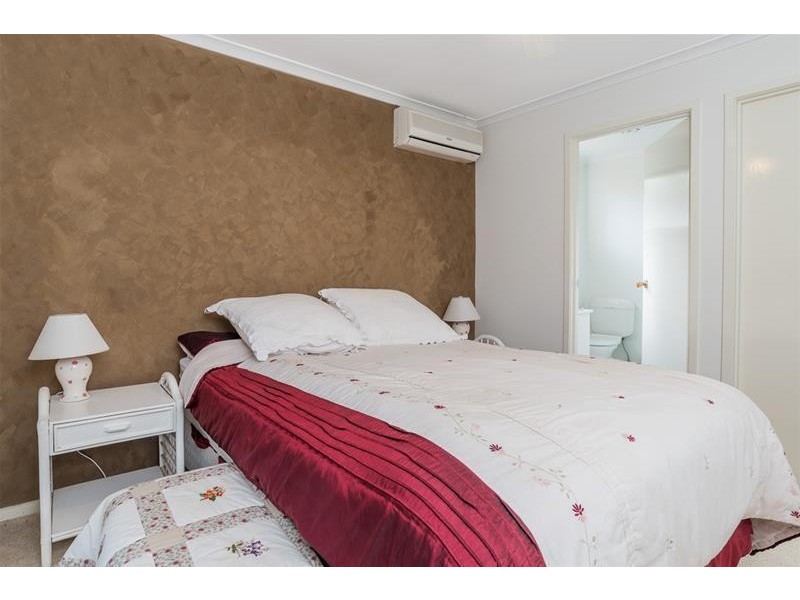 11 Rubena Crescent, Lara VIC 3212