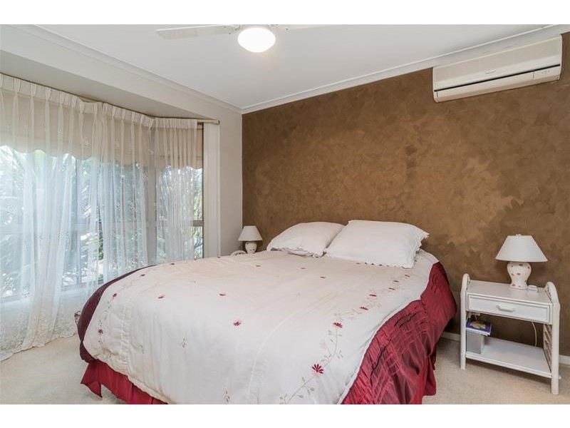 11 Rubena Crescent, Lara VIC 3212